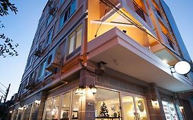 Hoppers Place Donmuang Hostel